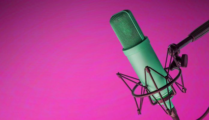 Ocho podcasts con perspectiva de género que no vas a poder parar de escuchar